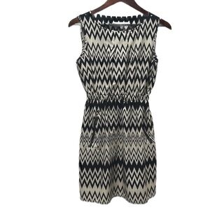 Speed control New York black dress size M GUC..